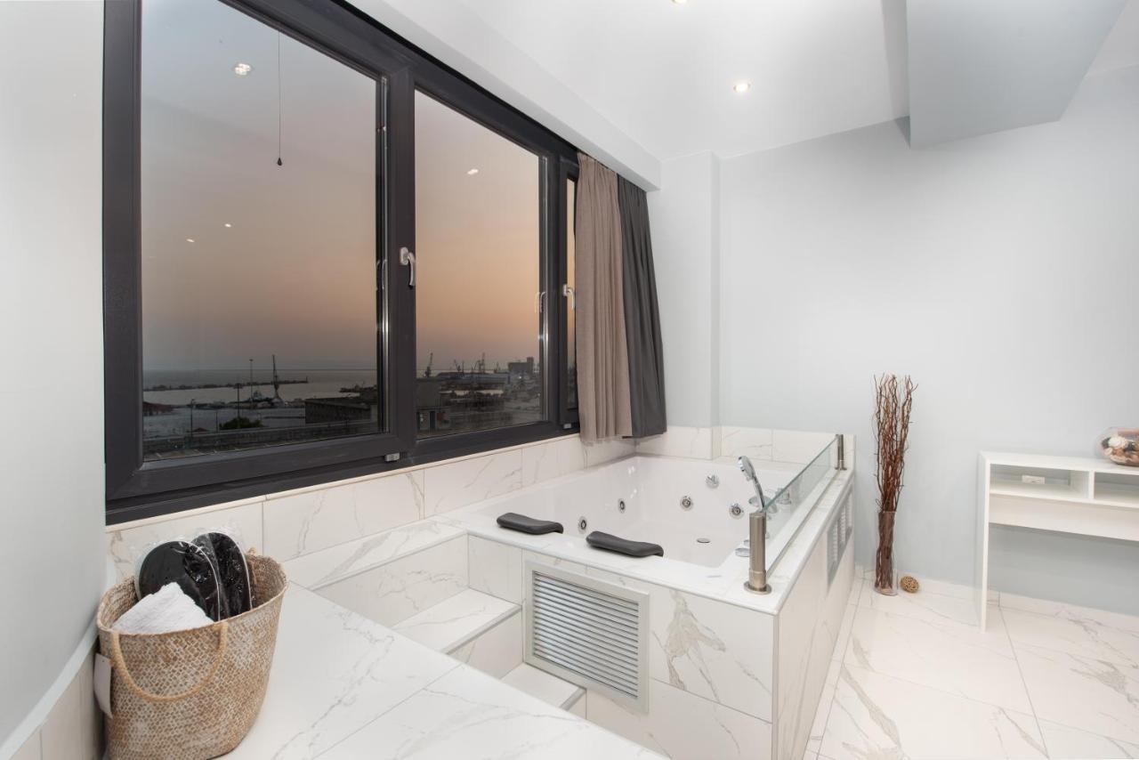 Sea & City Luxury Suite เทสซาโลนิกิ ภายนอก รูปภาพ