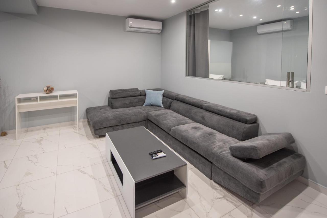 Sea & City Luxury Suite เทสซาโลนิกิ ภายนอก รูปภาพ
