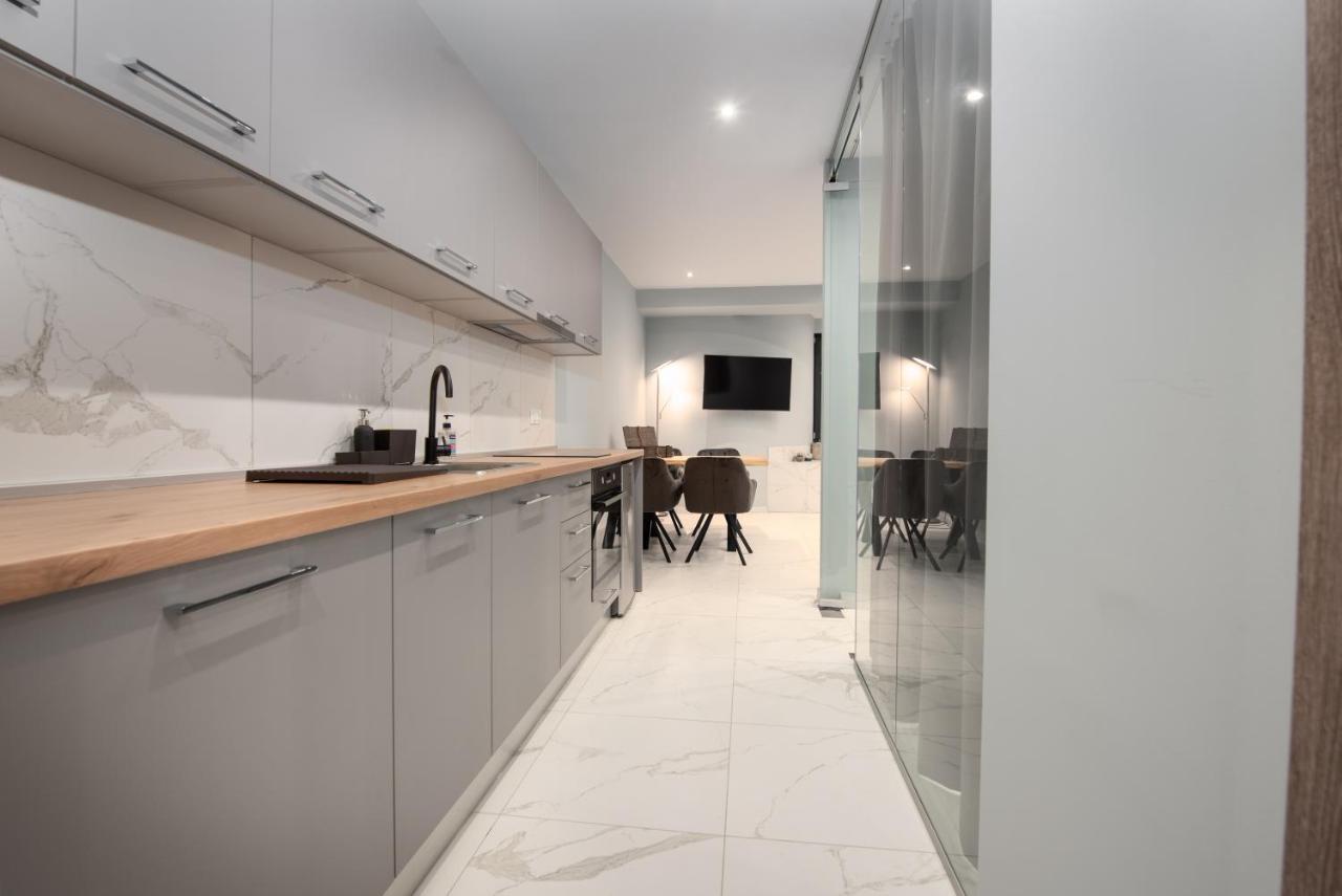 Sea & City Luxury Suite เทสซาโลนิกิ ภายนอก รูปภาพ