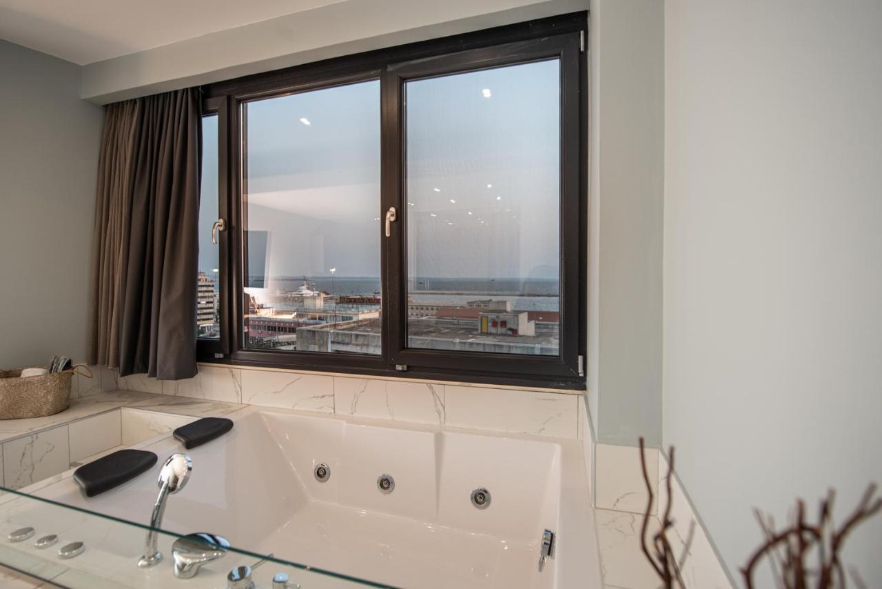 Sea & City Luxury Suite เทสซาโลนิกิ ภายนอก รูปภาพ