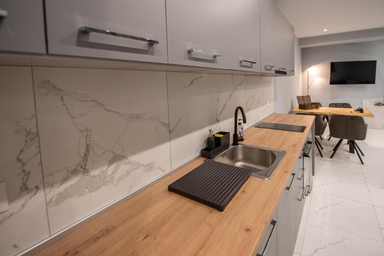 Sea & City Luxury Suite เทสซาโลนิกิ ภายนอก รูปภาพ