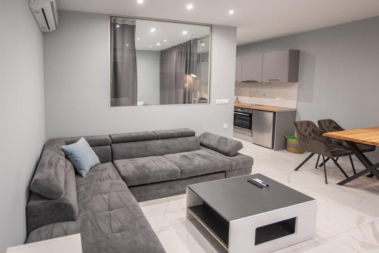 Sea & City Luxury Suite เทสซาโลนิกิ ภายนอก รูปภาพ